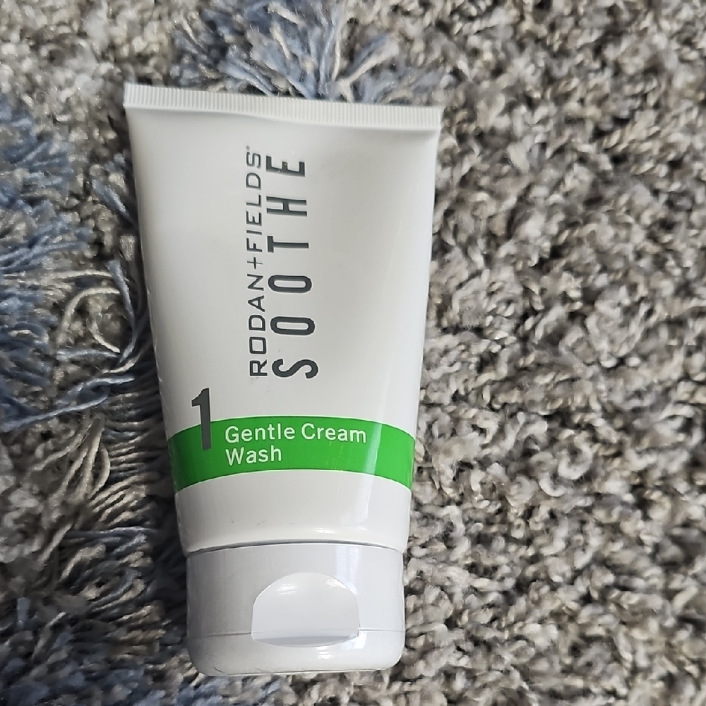 Rodan and Fields Soothe Gentle Cream Wash Cleanser Step 1